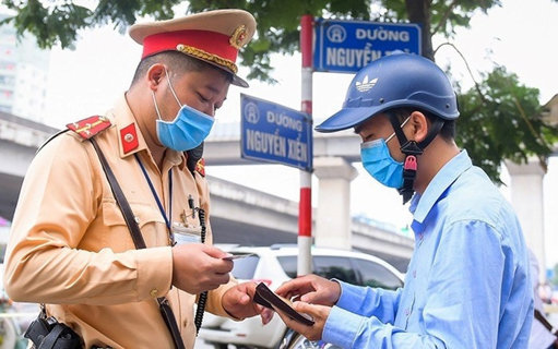 Hiển thị tin tức 4 loại giấy tờ ô tô bắt buộc mà cảnh sát giao thông sẽ kiểm tra Hình ảnh tin tức 4 loại giấy tờ ô tô bắt buộc mà cảnh sát giao thông sẽ kiểm tra