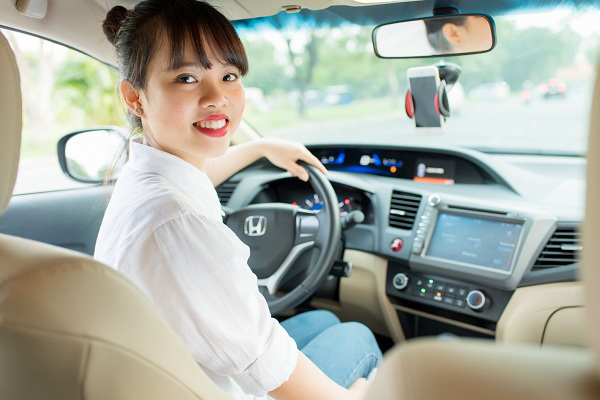 Phụ nữ nên học bằng lái xe ô tô loại gì để phù hợp và 10 bí quyết để chị em chắc tay lái - Ảnh 2. Phụ nữ nên học bằng lái xe ô tô loại gì để phù hợp và 10 bí quyết để chị em chắc tay lái - Ảnh 2.