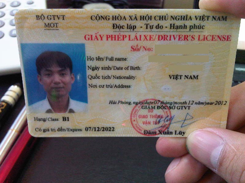 Bằng lái xe ô tô B1