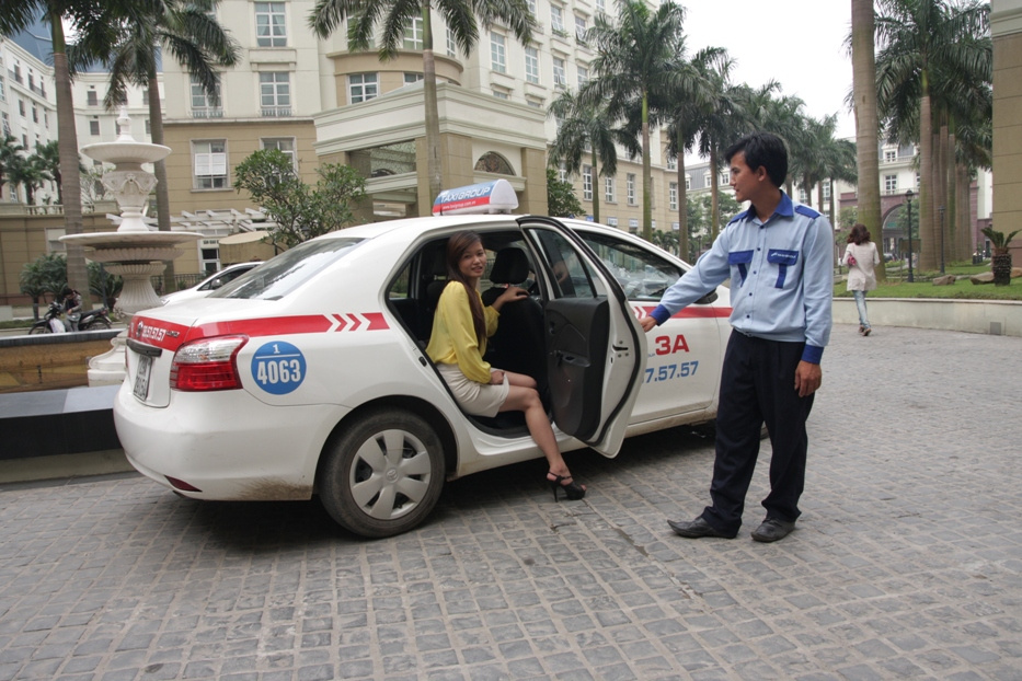 ky nang lai xe o to taxi